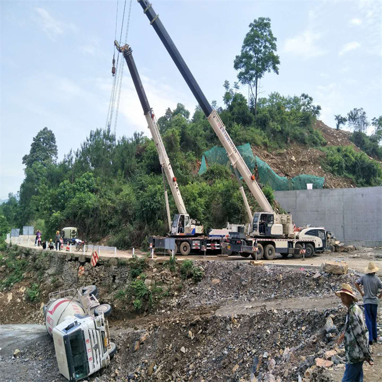 楚雄楚雄24小时应急道路救援吊装吊装现场实拍
